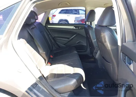 2015 Volkswagen Passat 1.8T Limited Edition из США, поврежденный, VIN 1VWAT7A37FC099126